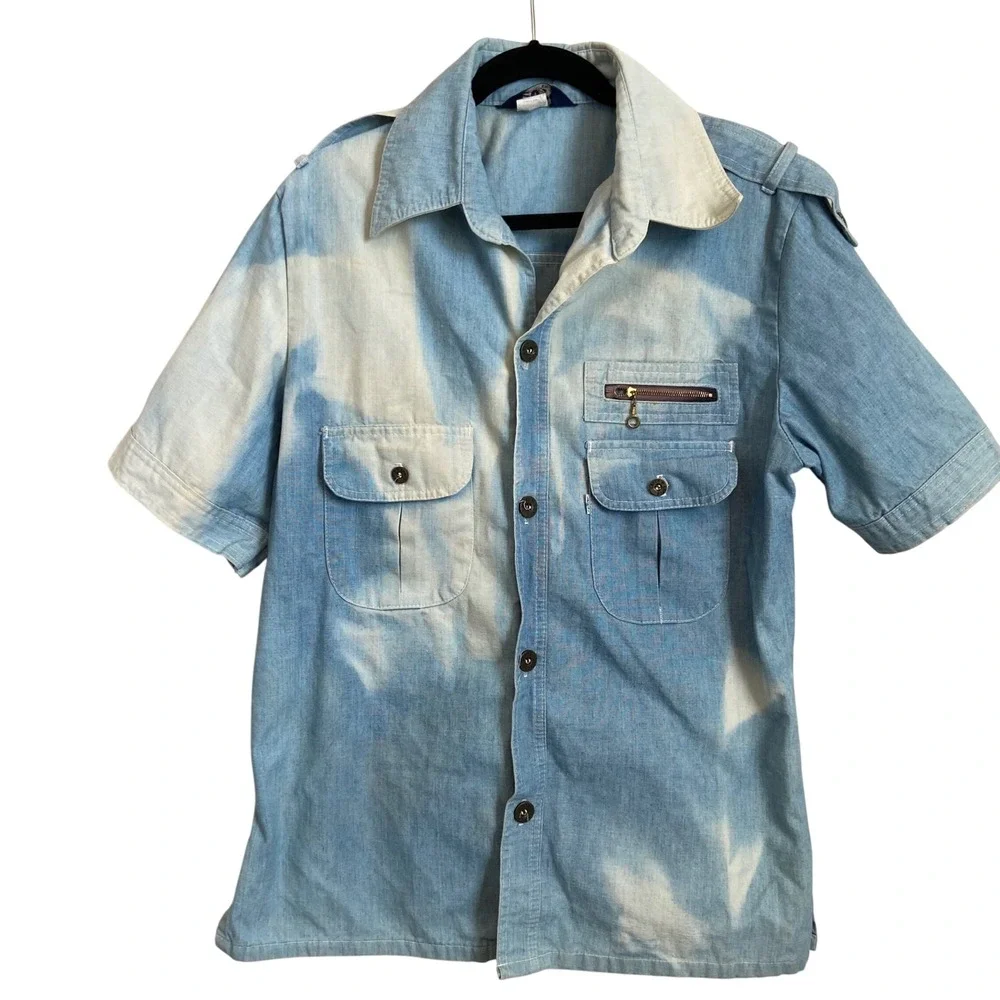Vintage Levi's 70s Men's Bleached‎ Denim Button Up Short Sleeve Shirt Large